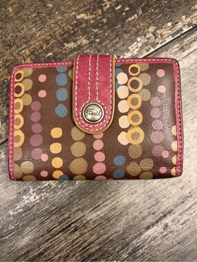Fossil Brown Leather Wallet with Pink Trim and Multicolor Dot Print
